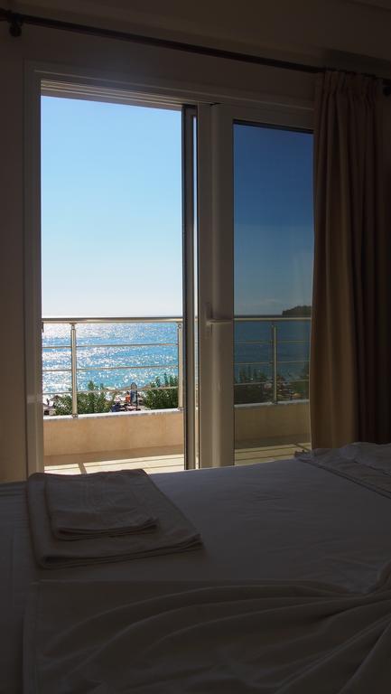 Rondos Hotel Himara Szoba fotó