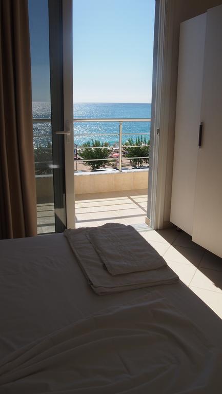 Rondos Hotel Himara Kültér fotó