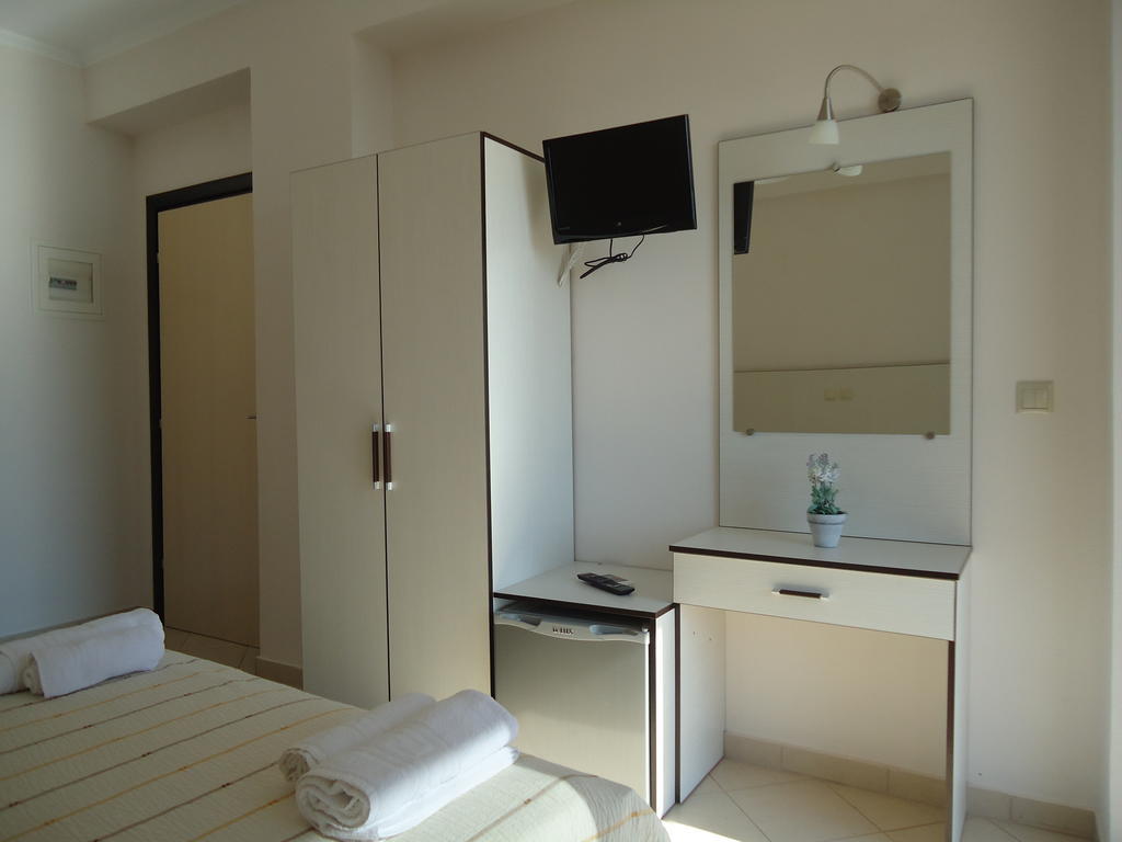 Rondos Hotel Himara Szoba fotó