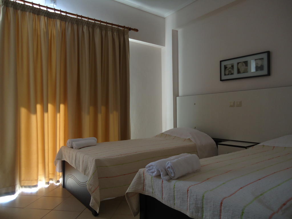 Rondos Hotel Himara Szoba fotó