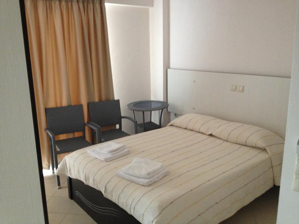 Rondos Hotel Himara Szoba fotó