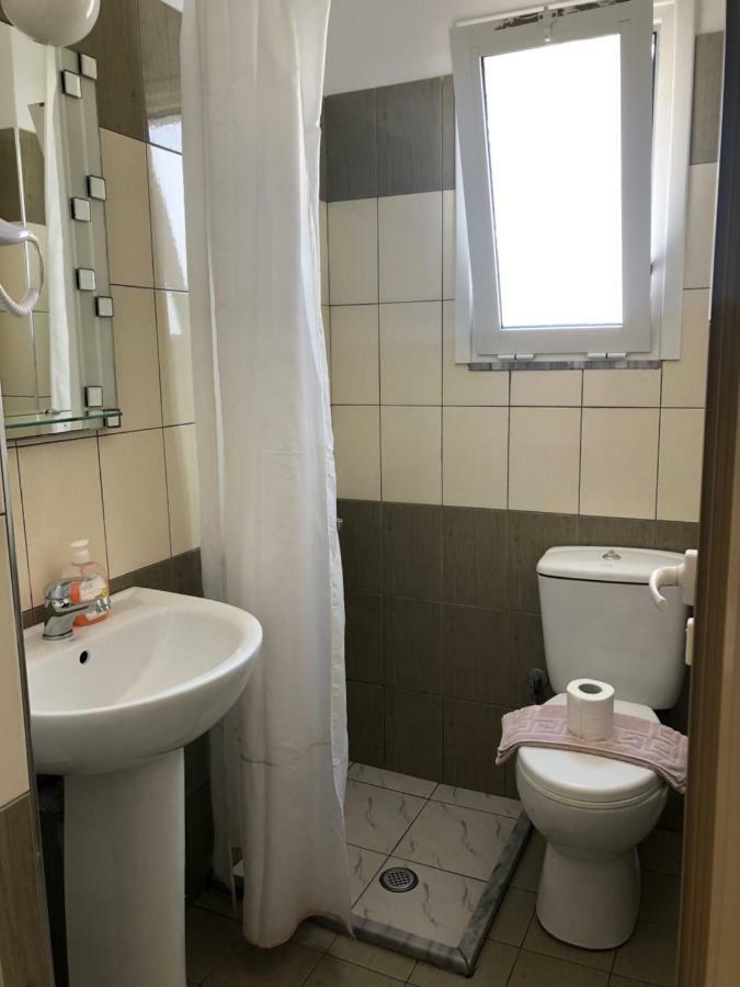 Rondos Hotel Himara Kültér fotó