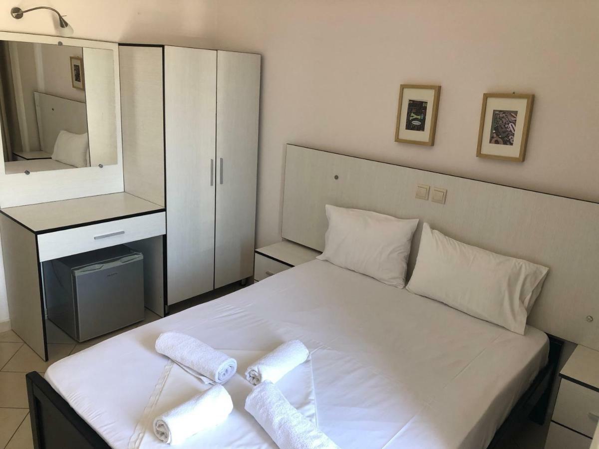 Rondos Hotel Himara Kültér fotó